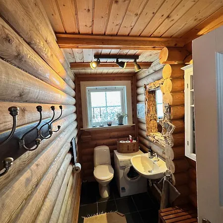 Charming Timber In Center 아파트 Beitostolen